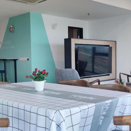 Rumahku Gurney with 270 degree Sea View Georgetown Exterior foto